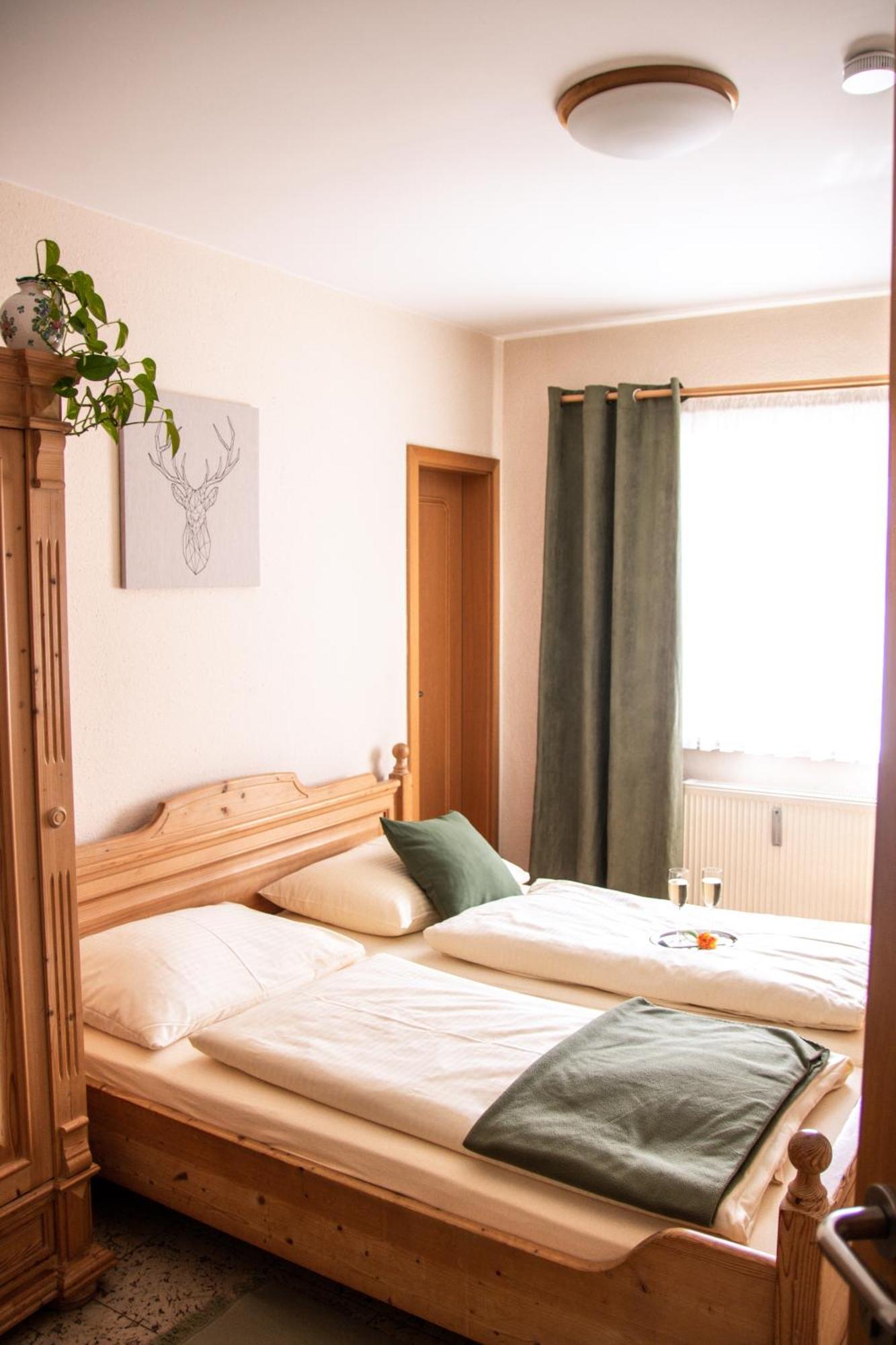 מינכן Wuermtalhof Pension & Wirtshaus מראה חיצוני תמונה